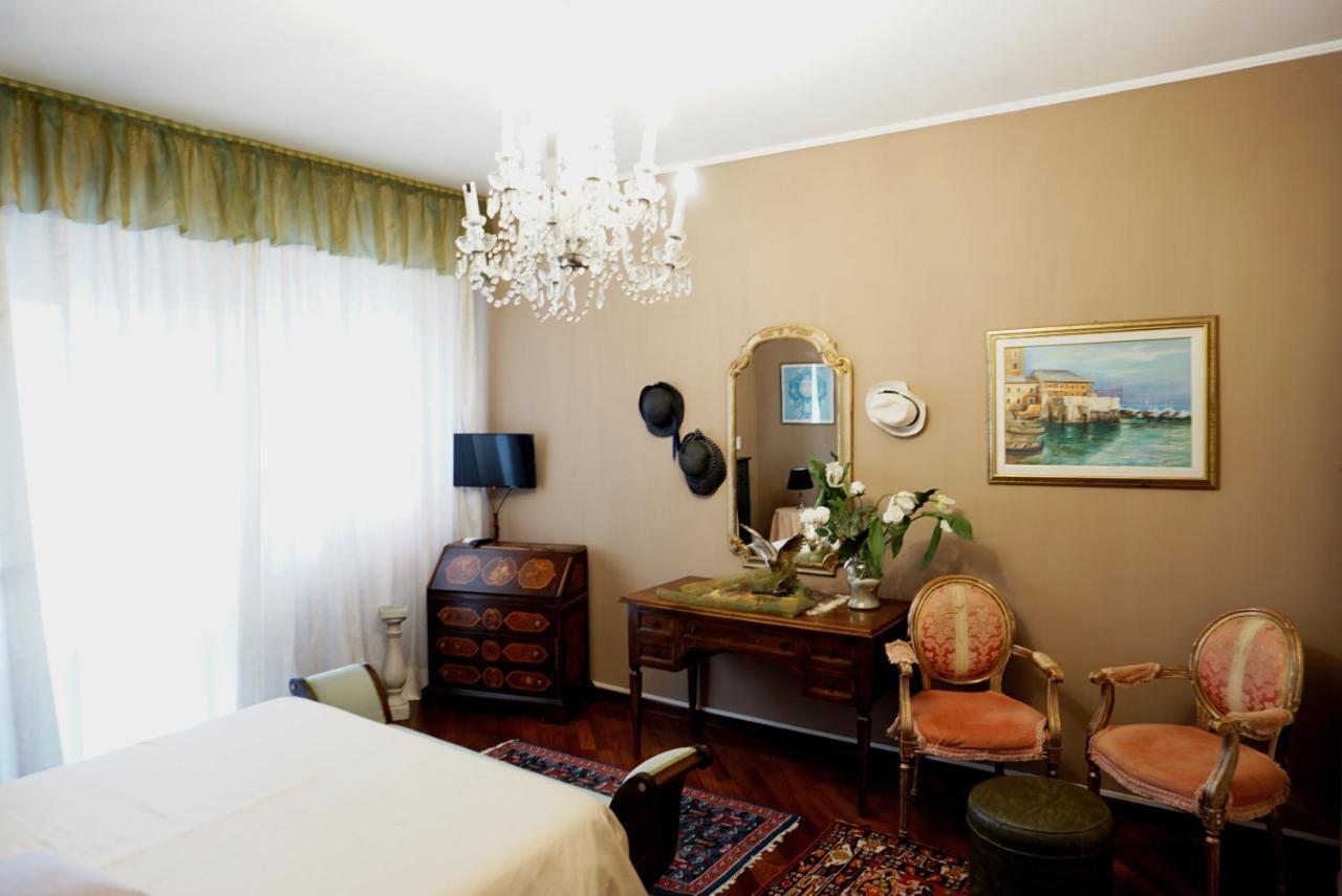 Balestrero'S Plan Apartment Chiavari Bagian luar foto