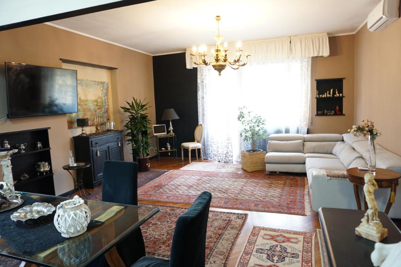 Balestrero'S Plan Apartment Chiavari Bagian luar foto